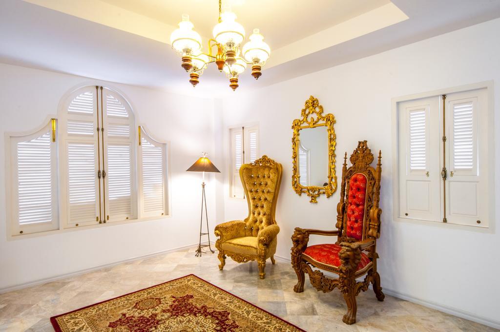 Dharasom' S Colonial House Otel Bangkok Dış mekan fotoğraf