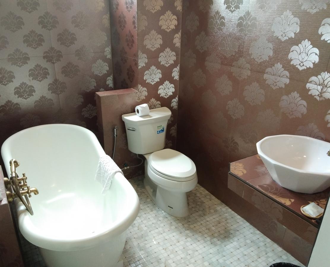 Dharasom' S Colonial House Otel Bangkok Dış mekan fotoğraf