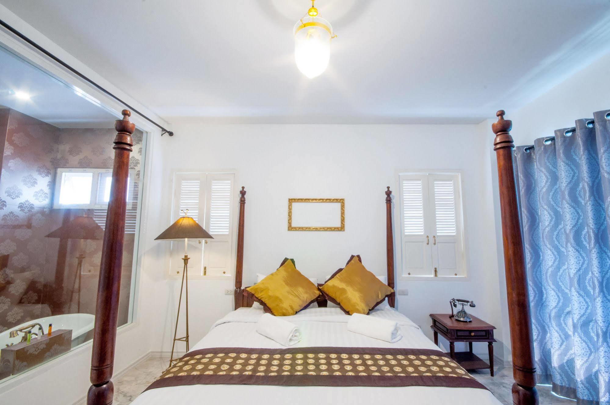 Dharasom' S Colonial House Otel Bangkok Dış mekan fotoğraf