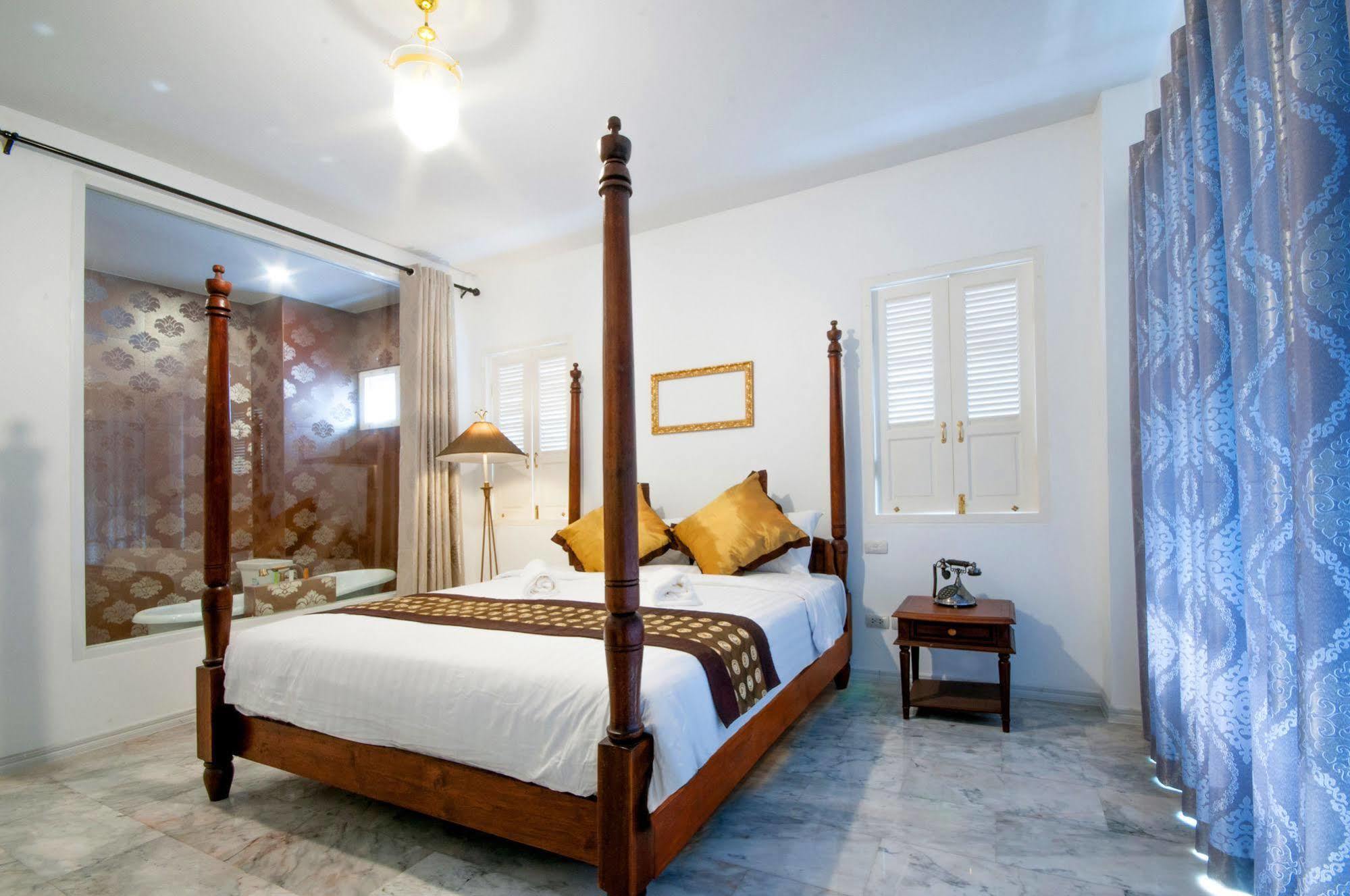Dharasom' S Colonial House Otel Bangkok Dış mekan fotoğraf
