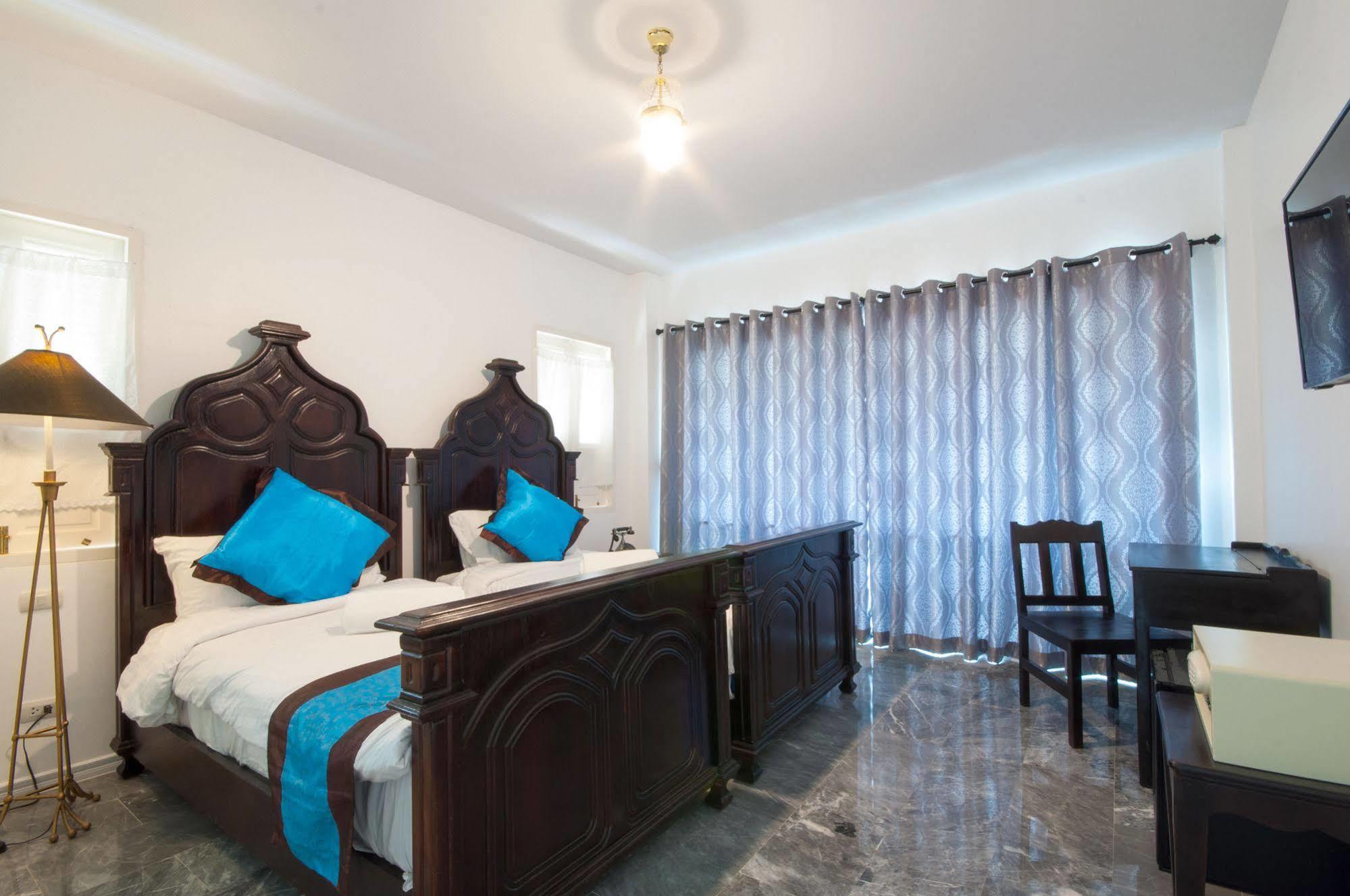Dharasom' S Colonial House Otel Bangkok Dış mekan fotoğraf